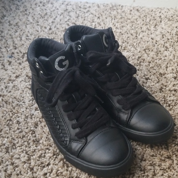 guess black leather shoes